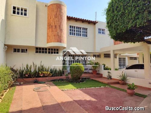 CASA EN ALQUILER EN VILLA AV GOAJIRA MARACAIBO API 4713 ELIDA HERNANDEZ ANGEL PINTON FS T.W.