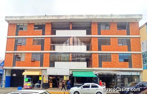 Eglée Suárez Alquila Local en El Centro de Valencia, Edificio Cinque Terre. 