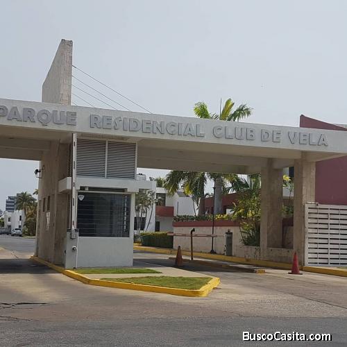 CASA EN VENTA EN LECHERIA, C.R. CLUB DE VELA. AV. DANIEL CAMEJO OCTAVIO