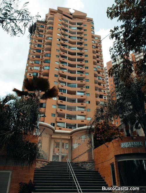 Eglée Suárez Vende Apartamento en Res Las Chimeneas. 