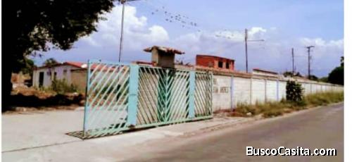 En venta terreno propio