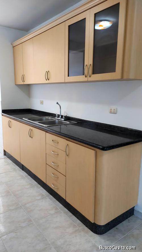 EN VENTA APARTAMENTO EN RES LOS HIMALAYA URB EL BOSQUE VALENCIA EDO CARABOBO