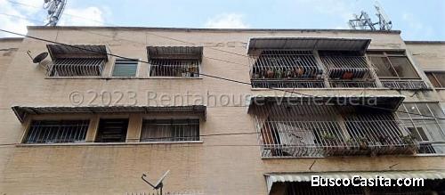 hermoso apartamento en el centro de caracas