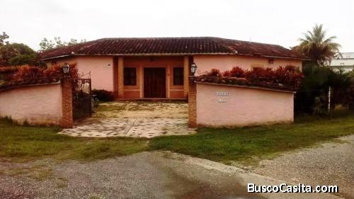 Venta Casa Amoblada Safari Carabobo Country Club, Sector Elefante