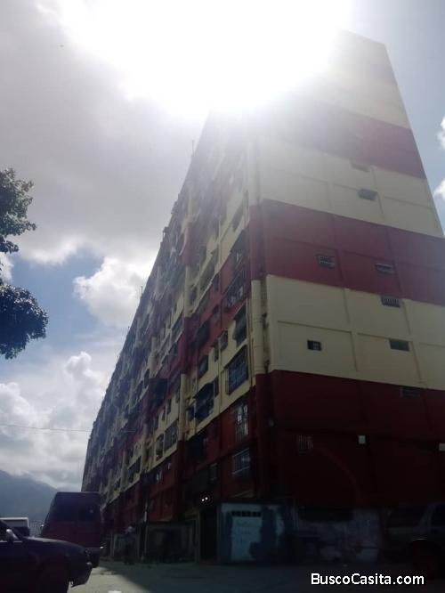 Vendo apartamento en piso bajo 23 de enero