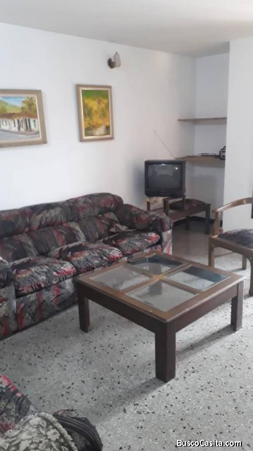 Amplia Casa En Urbanización Ribereña