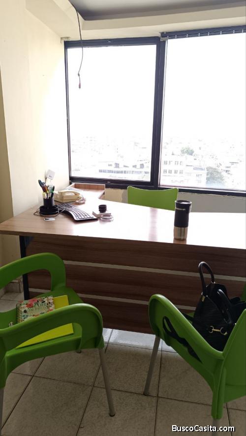 Se alquila Oficina en el Centro Ejecutivo Yacambú, en el centro de Barquisimeto