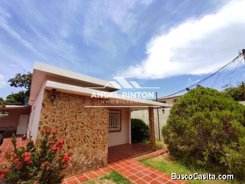 CASA EN VENTA AV. MILAGRO NORTE MARACAIBO API 4831 ELIDA HERNANDEZ ANGEL PINTON FS T.W.