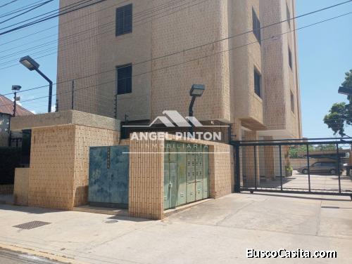APARTAMENTO EN VENTA EN LA LAGO MARACAIBO API 4807 ELIDA HERNANDEZ ANGEL PINTON FS TEAM WORK