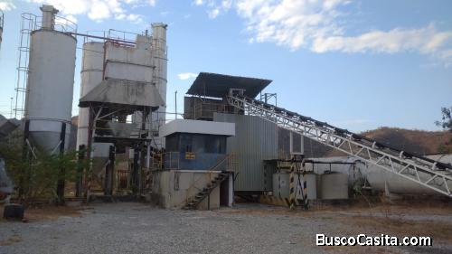 ZORAIDA ARAUJO VENDE FONDO DE COMERCIO PLANTA CONCRETERA VILLA ALIANZA GUACARA  FOFC-113