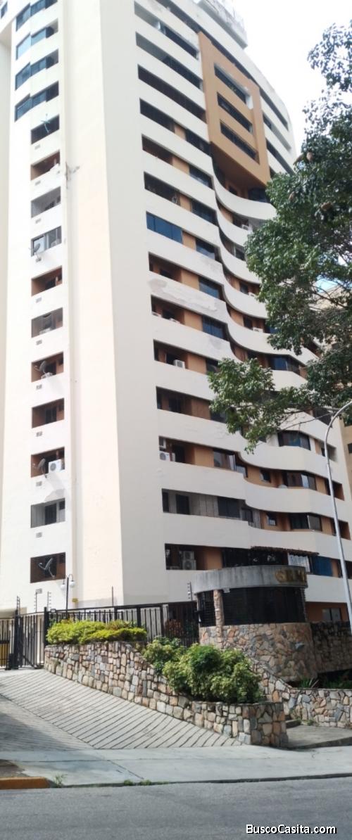 Apartamento espacioso en alquiler en la urbanización El Parral