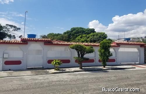 Eglée Suárez Vende Casa en Urb Los Caobos. 