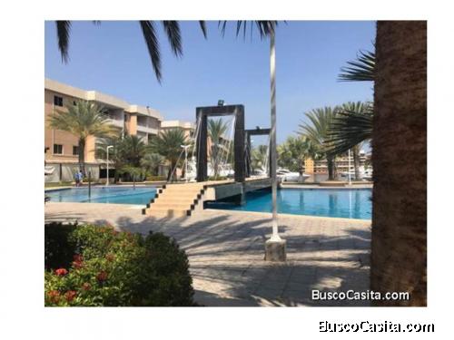 EN ALQUILER APARTAMENTO EN EL C.R. ESTURION, LECHERIA