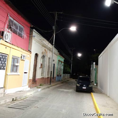 EN VENTA CASA EN BARCELONA, CALLE FREITES CON AV. FUERZAS ARMADAS