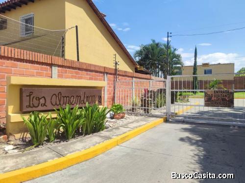 EN VENTA CASA EN SAN JOAQUIN, TIERRA DEL SOL - LA PRADERA 