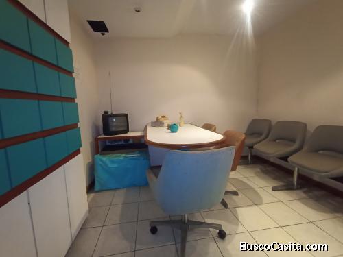 ¡Súper Oferta! Se Alquila Oficina Con 5 Ambientes Y Baño Privado 57 Mts2 En Los Caobos