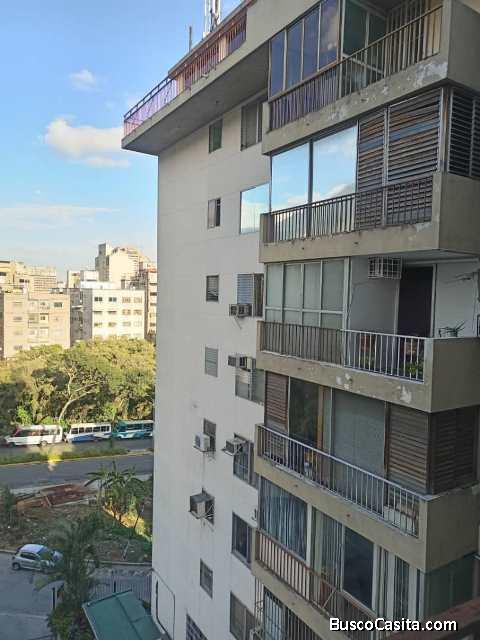 Venta de Oficina 107mts2 con Baño Privado - Los Caobos - Plaza Venezuela