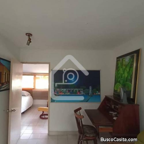 Se alquila town house en el Morro