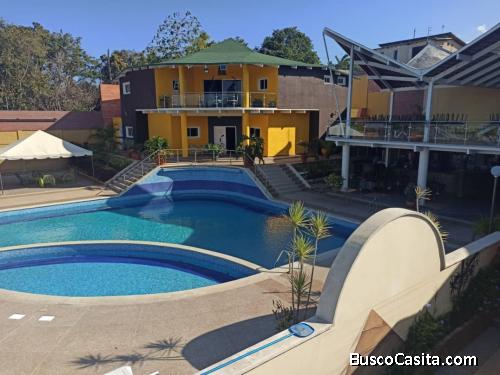 EN VENTA CASA CLUB TERRAZAS COUNTRY