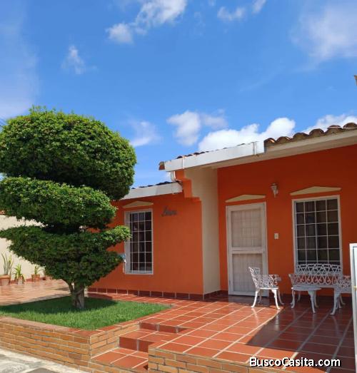 Hermosa Casa En Una De Las Mejores Urbanizaciónes De La Ribereña, Los Samanes