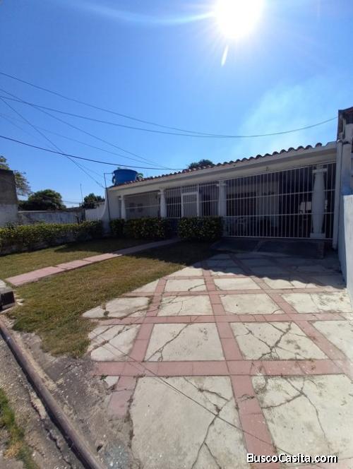 Eglée Suárez Vende Casa en la Urb. Quintas de Flor Amarillo. 