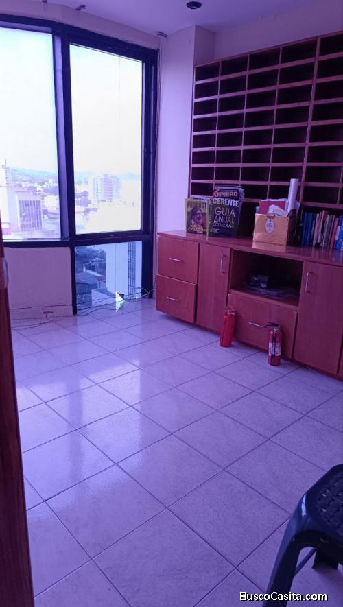 Oficina En El Centro Ejecutivo Yacambú, En El Centro De Barquisimeto