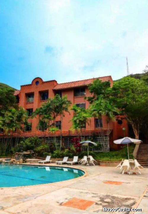 Eglée Suárez Vende Town House en Las Palmas, Urb. El Parral. 