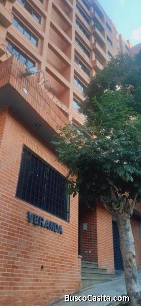 Eglée Suárez Vende Apartamento en El Parral, Res. Veranda. 