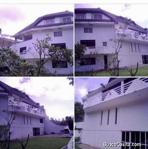 Hermosa casa en urbanización club Pan de Azucar 