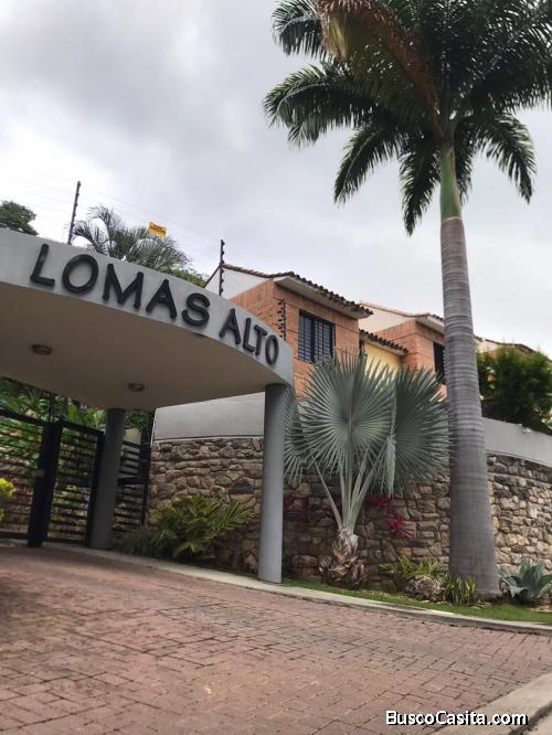 Eglée Suárez Vende Town House en en Lomas del Este. 