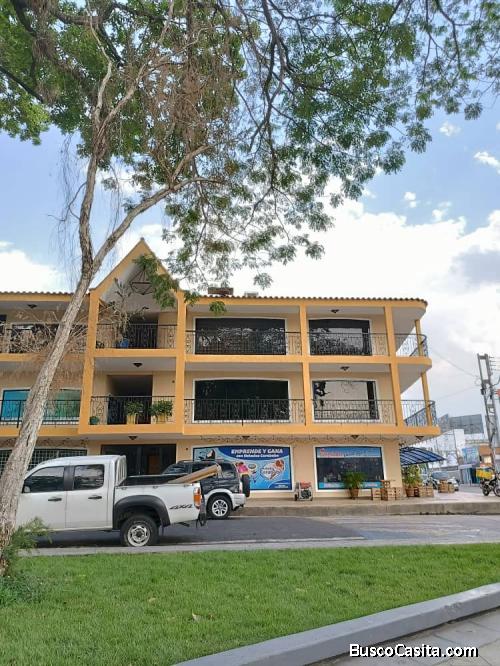 Local comercial en el C.C el Hatillo, Naguanagua