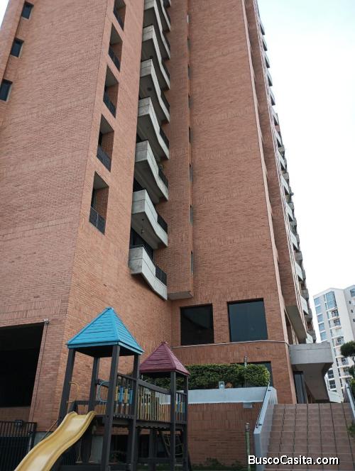 APARTAMENTO UBICADA EN TRIÁNGULO DEL ESTE