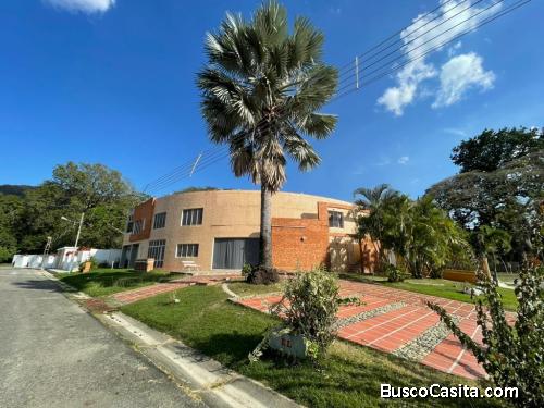 Eglée Suárez Vende Casa en conjunto Res. Villas de San Diego. 