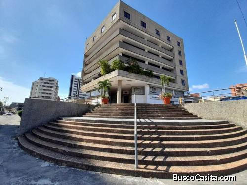 OFICINA EN VENTA EN CENTRO COMERCIAL RÍO LAMA IV ETAPA