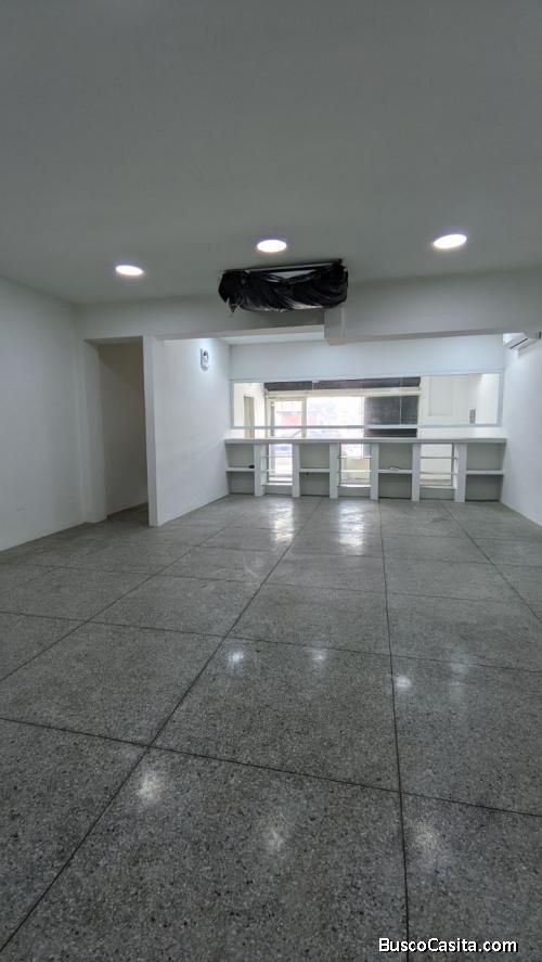 LOCAL EN ALQUILER EN EXCELENTE UBICACIÓN EN BARQUISIMETO EN CALLE ALTAMENTE TRANSITADA