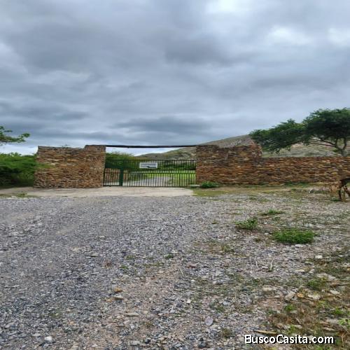 HERMOSA FINCA UBICADA EN EL TOCUYO