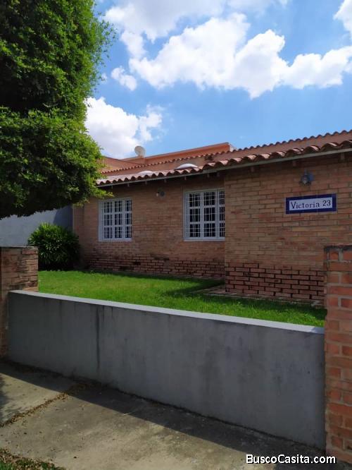 Eglée Suárez Vende Casa en la Urbanización Parque Mirador. 