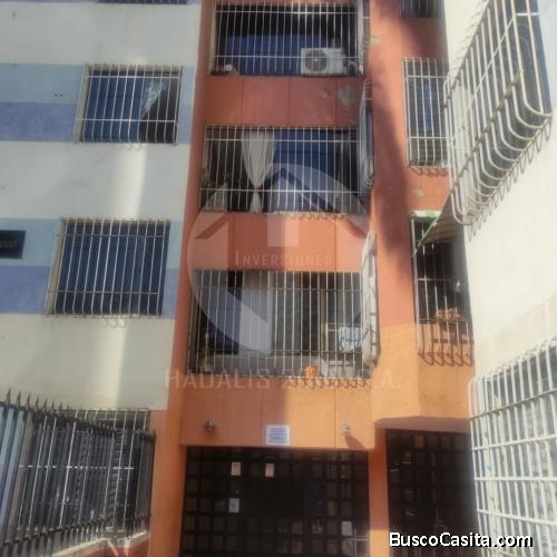 Comodo Apartamento ubicado en La Villa Panamericana, Guarenas Estado Miranda.