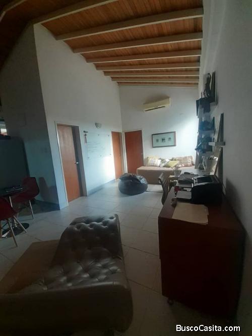 SORAYA BLANCO VENDE APARTAMENTO EN RESIDENCIAS SAN ANTONIO.