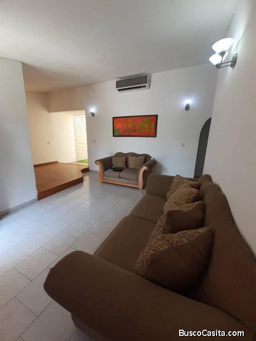 SORAYA BLANCO VENDE CASA EN URBANIZACION VILLAS DE YARA