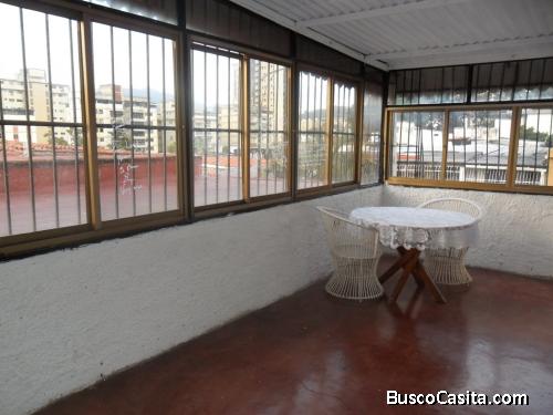 ALQUILO ANEXO SENCILLO URB. LA TRINIDAD BARUTA