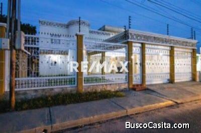 BELLA CASA QUINTA EN VENTA EN DELICIAS NUEVA, CABIMAS Código: 207746