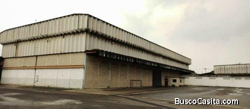 Alquila Galpón Zona Industrial Municipal Norte