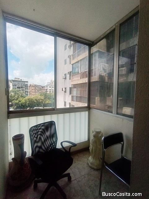 Ofertón! Alquiler de oficina de 6mtrs2 - Baño compartido en los Caobos