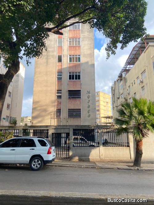 Apartamento en Caracas San Bernardino EN VENTA (precio de oportunidad)