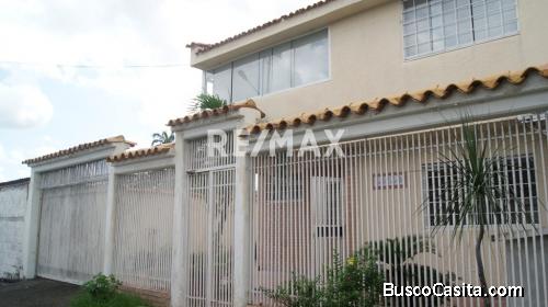 En venta hermosa casa en Urbanización El Pilar