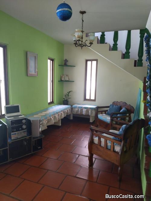 Amplia casa en venta cabudare Urb Villas del bosque 