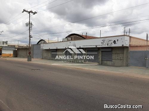 GALPON Y LOCAL COMERCIAL ALQUILER ZONA OESTE SWUETTER EN MARACAIBO API 4599