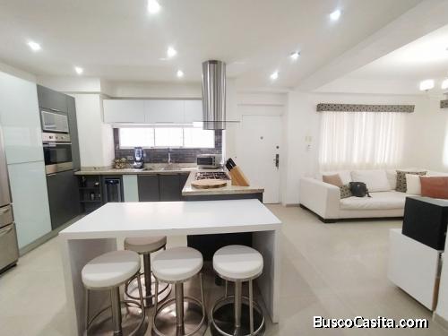 Se Vende Casa en la Urb. Ciudad Jardín Mañongo. Cod: Prc-2013