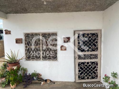 CASA EN VENTA CIRCUNVALACIÓN N°2 MARACAIBO NEXT 329 ELIDA HERNANDEZ TELF. 0424-6072709